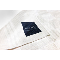 sand free beach towel - best pool towels - sustainable beach towels - towels that dry fast - bachelorette beach towels - quick dry towels for dorms - pure soft quick dry towels - beach towel on beach
